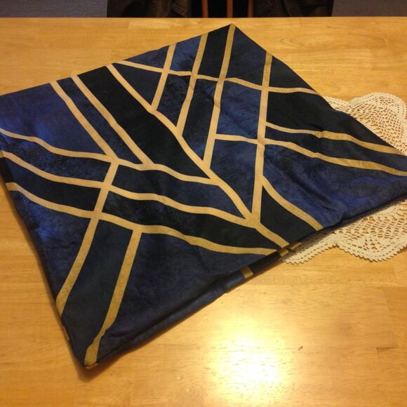 Abstract accent pillow cover decor item nwot - Picture 3 of 5